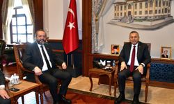 "TRABZON GAZETECİLER CEMİYETİ’NDEN VALİ TAHİR ŞAHİN’E ZİYARET"