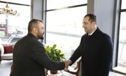 "BAŞKAN EKİM’DEN RAMAZAN’DA ESNAF VE VATANDAŞLARLA GÖNÜL KÖPRÜSÜ"