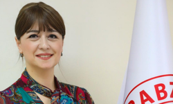 "TRABZON ÜNİVERSİTESİ ÖĞRETİM ELEMANI GÖKÇENAZ GAYRET’TEN BÜYÜK BAŞARI"