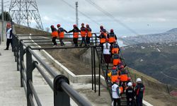 "FARKINDALIKTA ÖRNEK BULUŞMA: DOWN SENDROMLU BİREYLER AFAD’DA GÖNÜLLÜ OLDU"