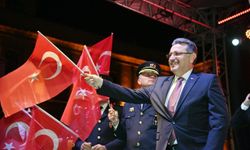 "BAŞKAN GENÇ: İSTİKLAL MARŞI MİLLETİMİZİN BAĞIMSIZLIK İRADESİNİ YANSITIYOR"
