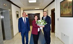 "VALİ TAHİR ŞAHİN, ORTAHİSAR KAYMAKAMLIĞINA İADE-İ ZİYARETTE BULUNDU"