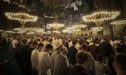 "BİN AYDAN HAYIRLI GECE: KADİR GECESİ BUGÜN İDRAK EDİLECEK"