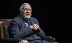 "İLBER ORTAYLI HAYATINI KAYBETTİ"