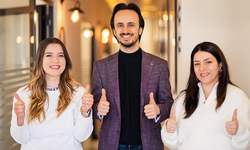 "AKÇAABATLI ONUR YILMAZ TRABZON DİŞ HEKİMLERİ ODASI BAŞKANLIĞINA ADAY"