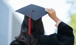 "ÜNİVERSİTE ÖĞRENCİLERE AF DÜZENLEMESİ GELİYOR"