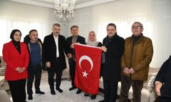 "BAŞKAN GENÇ’TEN ŞEHİT PİLOT GENÇCELEP'İN KABRİNE VE AİLESİNE ZİYARET"