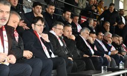 "BAŞKAN GENÇ'TEN ŞAMPİYON SEBAT GENÇLİK’E TEBRİK"