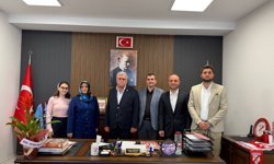 "FATMA BAŞ KOLEJİ, SEBAT GENÇLİKSPOR'U ZİYARET EDEREK ŞAMPİYONLUKLARINI TEBRİK ETTİ