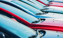 “YILIN İLK ÇEYREĞİNDE 215 BİN ARAÇ İHRAÇ EDİLDİ”