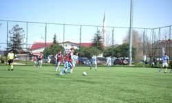 "GENÇLİG LİSELER ARASI FUTBOL TURNUVASI BAŞLADI"