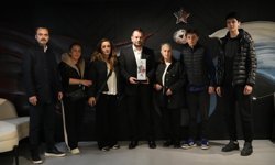 “JAJA COELHO’YA TEŞEKKÜR PLAKETİ”