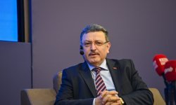 "BAŞKAN GENÇ BAŞKENTTE TRABZON’U ANLATTI"