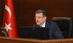 "BÜYÜKŞEHİR’İN 2025 YILI FAALİYET RAPORU YETERLİ BULUNDU"