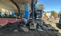 "MEYDAN'DAKİ VİYADÜK ALTI DİNLENME ALANI OLACAK"