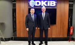 "VALİ TAHİR ŞAHİN’DEN DKİB BAŞKANI SELÇUK İSKENDER’E TEBRİK ZİYARETİ"