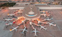 "ANTALYA HAVALİMANI YILIN İLK ÜÇ AYINDA REKOR YOLCUYA ULAŞTI"