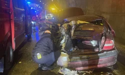 "BOLU DAĞI TÜNELİ'NDE ZİNCİRLEME KAZA: 1’İ ÇOCUK 5 YARALI"