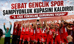 SEBAT GENÇLİK SPOR ŞAMPİYONLUK KUPASINI KALDIRDI