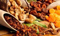 "KURU MEYVE İHRACATINDA İLK ÇEYREKTE 404 MİLYON DOLARLIK GELİR"