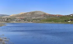 “KURUMA RİSKİ ALTINDAKİ ‘KIZILCA GÖLETİ’ YENİDEN SUYA KAVUŞTU”