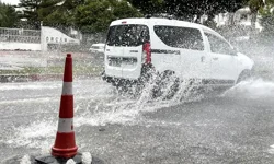 "METEOROLOJİ’DEN 5 İLE KUVVETLİ YAĞIŞ UYARISI"