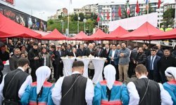 "TRABZON’DA 26. ULUSLARARASI KARADENİZ TİYATRO FESTİVALİ BAŞLADI"