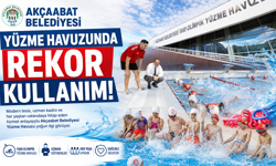 AKÇAABAT BELEDİYESİ YÜZME HAVUZUNDA REKOR KULLANIM