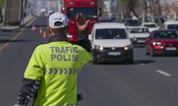 İÇİŞLERİ BAKANI ÇİFTÇİ’DEN BAYRAM TRAFİĞİ UYARISI