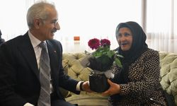 BAKAN URALOĞLU’NDAN ANLAMLI BAYRAM ZİYARETİ