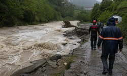 Giresun’da Sel: 3 Kişi Kayıp