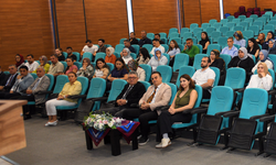 Gençlerin Yönetime Katılımı Masaya Yatırıldı