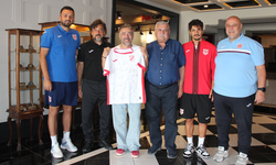 Sebat Spor’dan Resul Dindar’a İmzalı Forma