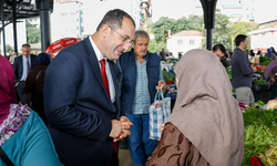 Ekim Salı Pazarı’nda Vatandaşla Buluştu
