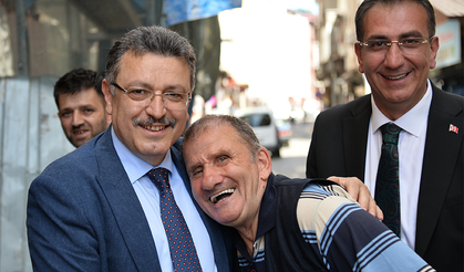 BAŞKAN GENÇ: TEK DERDİMİZ İLÇELERİMİZE HİZMET ETMEK