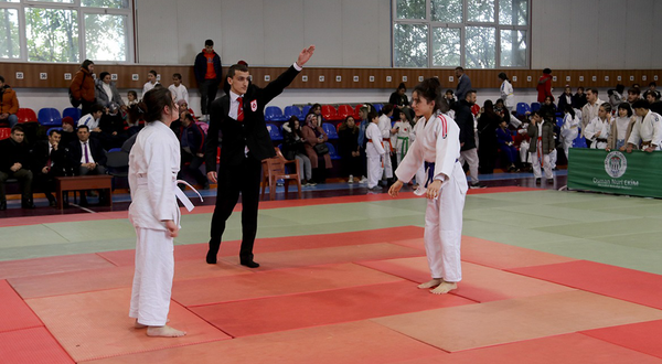 Akçaabat’ta Judo Turnuvası Nefes Kesti