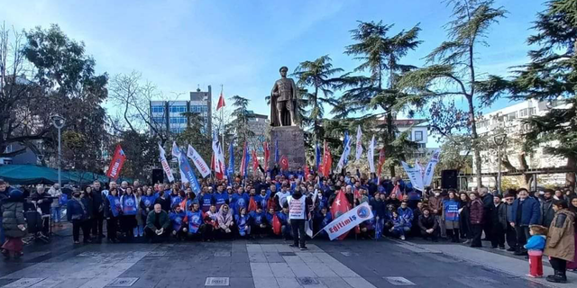 Trabzon'da Eğitim-İş Sendikası Üyeleri İktidara Seslendi!