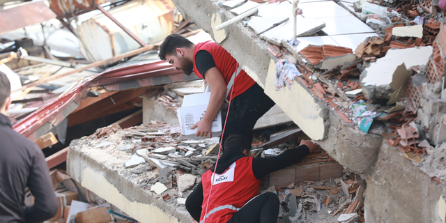 Kızılay’ın 2300 Personeli Depremden Doğrudan Etkilendi