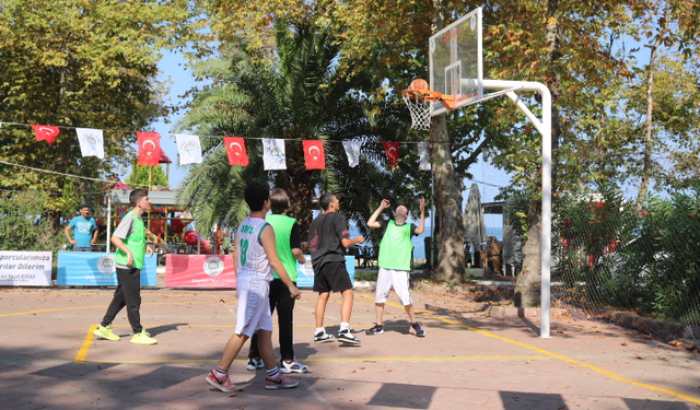 “BASKETBOL TURNUVASI SONA ERDİ”