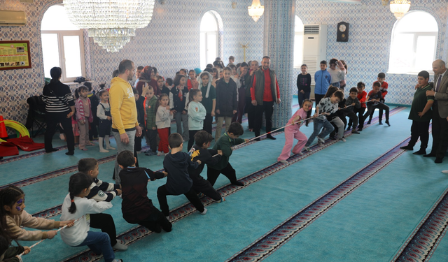 "AKÇAABAT’TA RAMAZAN ŞENLİKLERİ COŞKUYLA DEVAM EDİYOR"