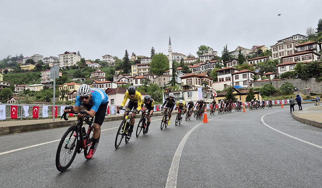 "TÜRKİYE KUPASI 4. ETAP YOL YARIŞI TRABZON’DA NEFES KESTİ"