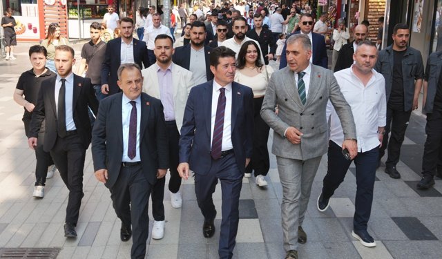 "BAŞKAN KAYA, ESNAFLARLA BAYRAMLAŞTI"