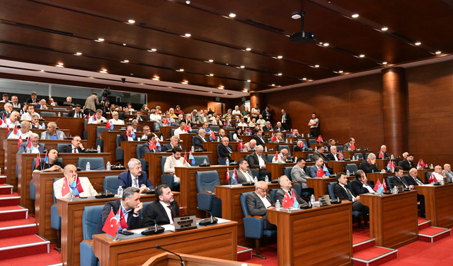 "YENİ YAŞAM ALANLARI VE SOSYAL PROJELER GELİYOR"