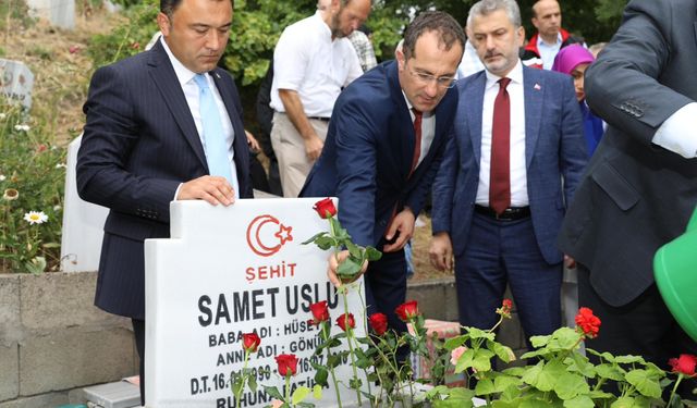 "UNUTMADIK, UNUTTURMADIK"