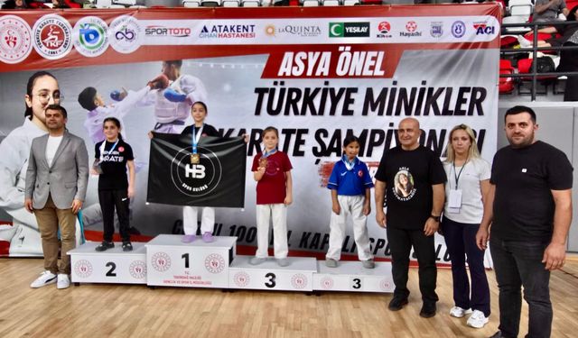 "NİSANUR ALBAYRAK’TAN TÜRKİYE ÜÇÜNCÜLÜĞÜ BAŞARISI"