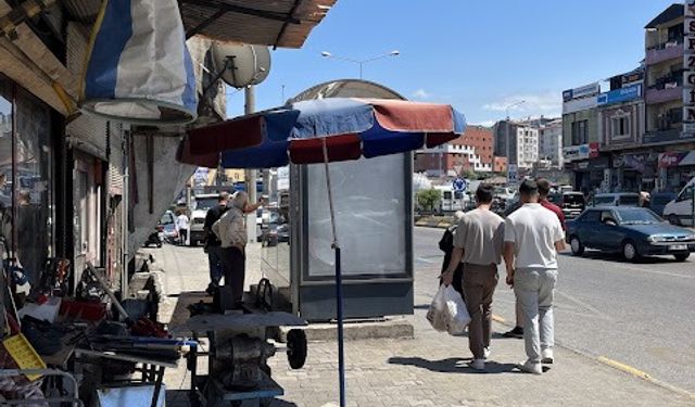 "OTOBÜS DURAKLARINA KLİMA TAKILMALI"