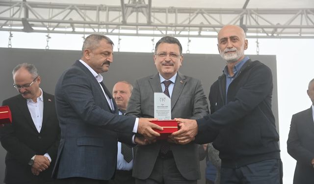 BAŞKAN GENÇ: “TERÖRÜ TÜRKİYE’DEN BERTARAF ETTİK”