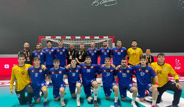 "BÜYÜKŞEHİR HENTBOL TAKIMI KUPADA TUR ATLADI"