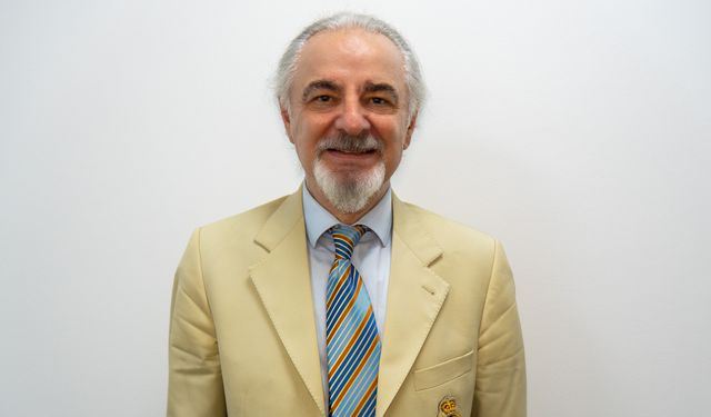 PROF. DR. ADNAN ÇALIK: "KANSER KELİMESİ ESKİSİ GİBİ ‘SON’ ANLAMINA GELMİYOR"