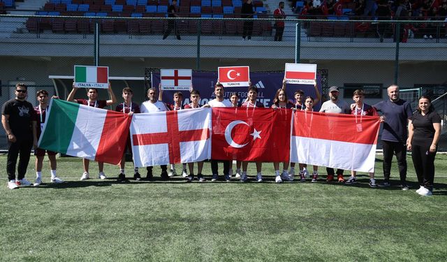 "BAŞKAN GENÇ: TRABZON, SPORUN OLDUĞU HER YERDE OLMASI GEREKEN BİR ŞEHİRDİR"